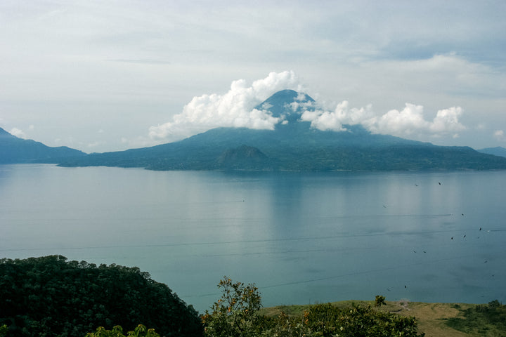Guatemala San Lucas Toliman - lake 